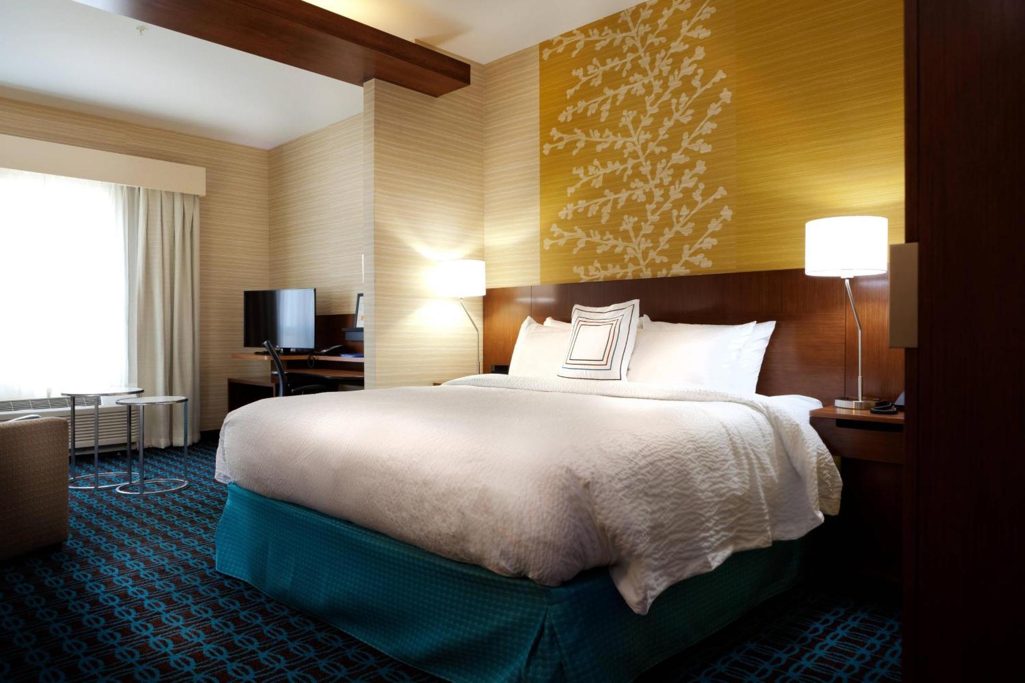 Fairfield Inn & Suites By Marriott Летбридж Екстериор снимка