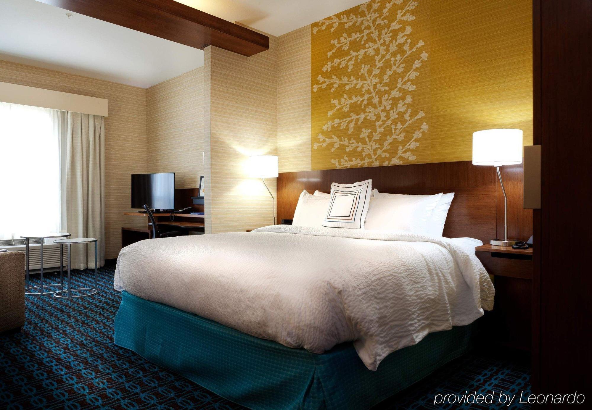 Fairfield Inn & Suites By Marriott Летбридж Екстериор снимка